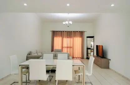Apartment - 2 Bedrooms - 2 Bathrooms for rent in Al Juffair - Capital Governorate