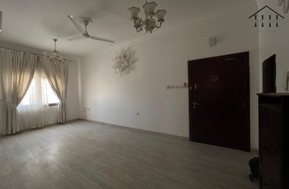 Apartment - 2 Bedrooms - 2 Bathrooms for rent in Janabiya - Northern Governorate