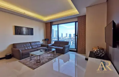Living Room image for: Apartment - 1 Bedroom - 1 Bathroom for rent in Seef - Capital Governorate, Image 1