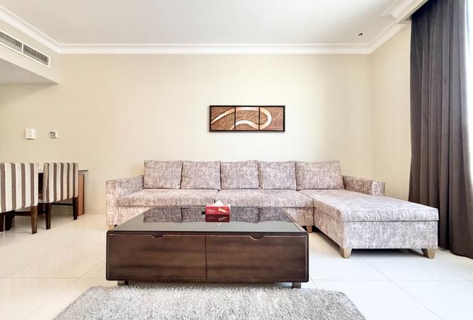 988428 - Property Main Image