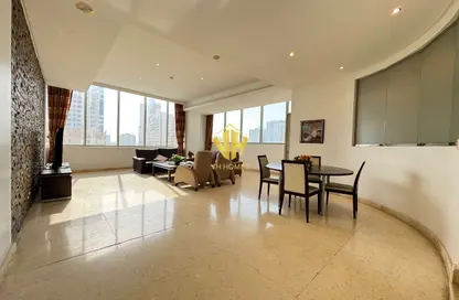 Apartment - 3 Bedrooms - 4 Bathrooms for rent in Al Juffair - Capital Governorate