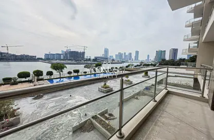 Apartment - 2 Bedrooms - 2 Bathrooms for rent in Reef Island - Capital Governorate