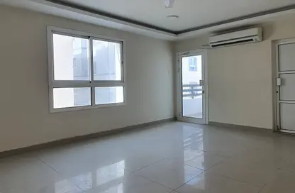 Apartment - 2 Bedrooms - 2 Bathrooms for rent in Hidd - Muharraq Governorate