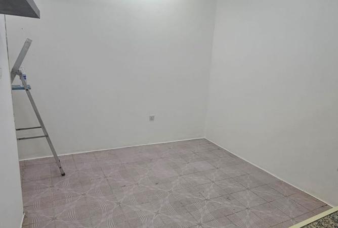 975678 - Property Image 3