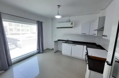 Apartment - 2 Bedrooms - 3 Bathrooms for rent in Hidd - Muharraq Governorate Apartment - 2 Bedrooms - 3 Bathrooms for rent in Hidd - Muharraq Governorate