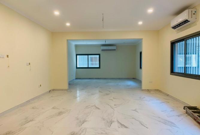 974799 - Property Main Image