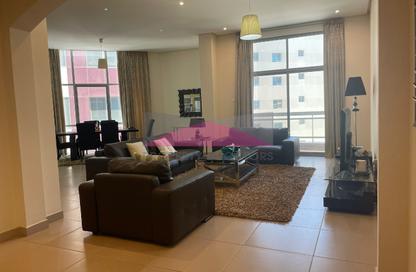 Apartment - 2 Bedrooms - 2 Bathrooms for rent in Seef - Capital Governorate
