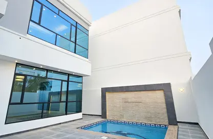 فيلا - 5 غرف نوم - 7 حمامات للبيع في سار - المحافظة الشمالية