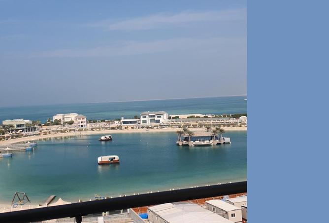 Apartment - 2 Bedrooms - 3 Bathrooms for rent in Reef Island - Capital Governorate