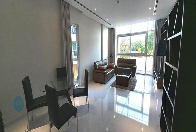 975790 - Property Image 2