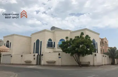 Villa - 4 Bedrooms - 6 Bathrooms for sale in Hidd - Muharraq Governorate