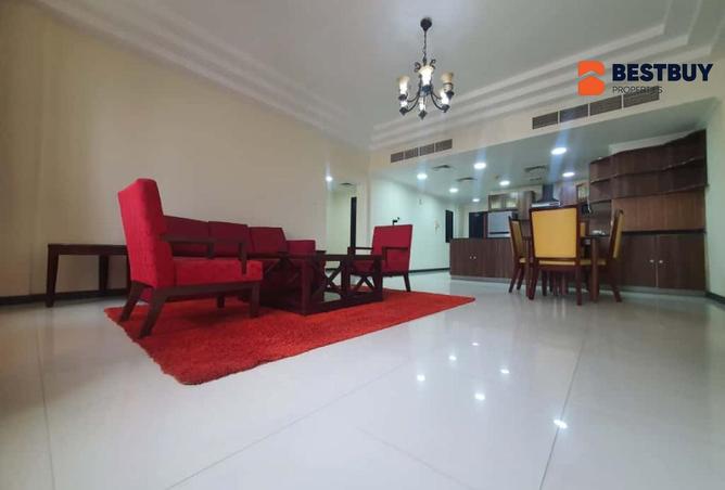 983981 - Property Image 2