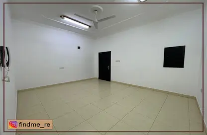 Apartment - 2 Bedrooms - 2 Bathrooms for rent in Budaiya - Northern Governorate