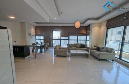 Apartment - 2 Bedrooms - 2 Bathrooms for rent in Al Juffair - Capital Governorate