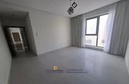 Apartment - 2 Bedrooms - 2 Bathrooms for rent in Mahooz - Manama - Capital Governorate