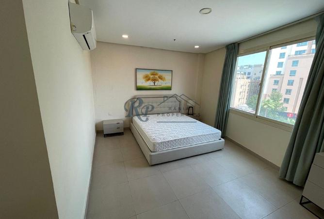 972946 - Property Image 3