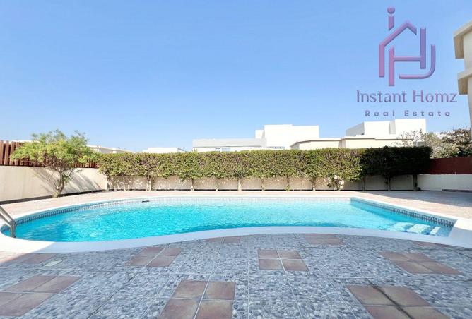 992454 - Property Image 2