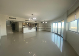 Penthouse - 4 bedrooms - 3 bathrooms for rent in Tala Island - Amwaj Islands - Muharraq Governorate