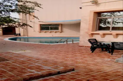 Pool image for: Villa - 3 Bedrooms - 4 Bathrooms for rent in Busaiteen - Muharraq Governorate, Image 1