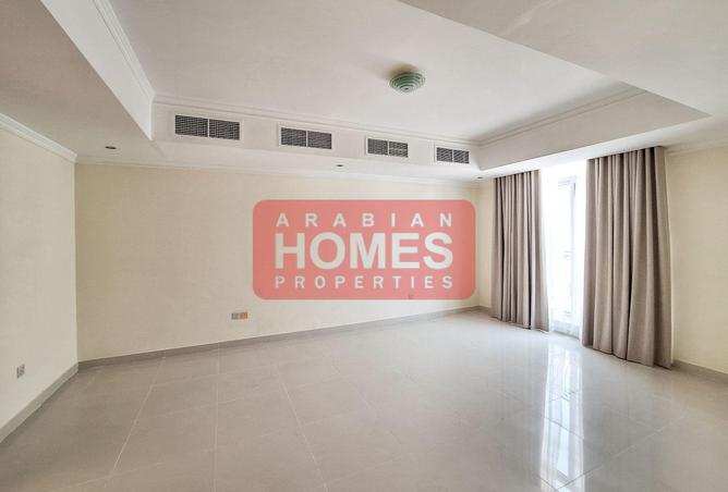 955216 - Property Image 2
