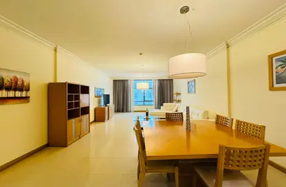 Apartment - 3 Bedrooms - 3 Bathrooms for rent in Al Juffair - Capital Governorate