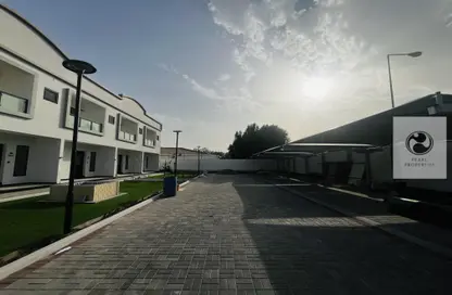 Townhouse - 2 Bedrooms - 3 Bathrooms for rent in Saar - Northern Governorate