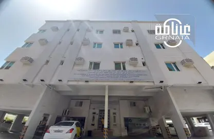 Apartment - 2 Bedrooms - 2 Bathrooms for rent in Segaya - Manama - Capital Governorate