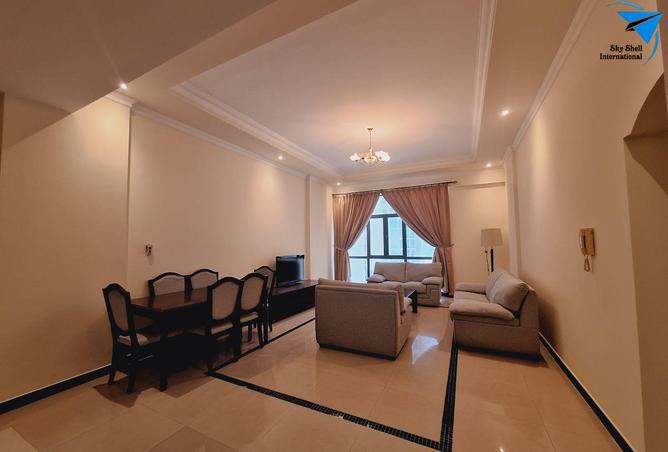 958744 - Property Image 2