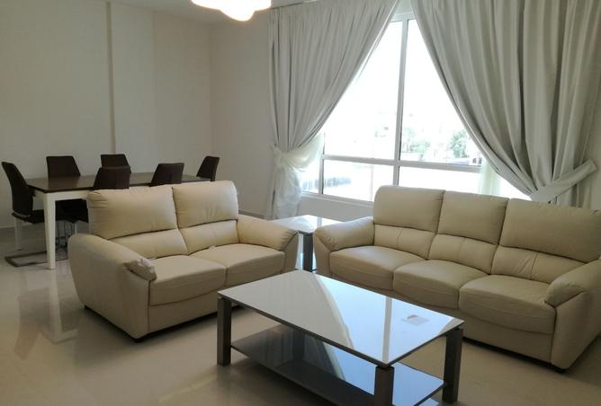 952389 - Property Main Image