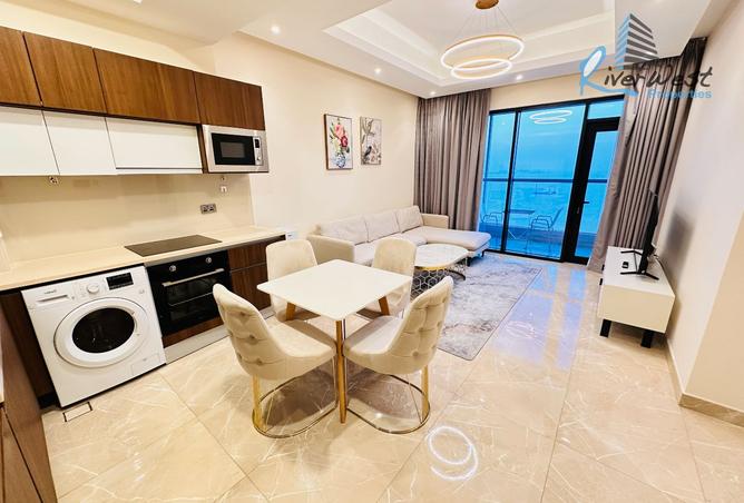 975896 - Property Main Image