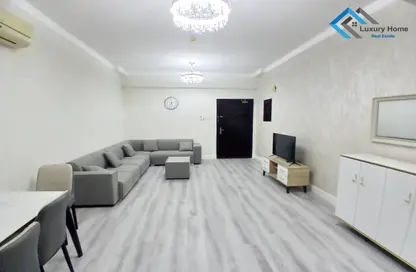 Apartment - 3 Bedrooms - 2 Bathrooms for rent in Busaiteen - Muharraq Governorate