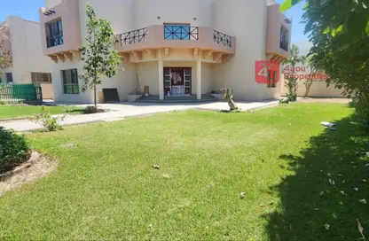 Villa - 4 Bedrooms - 5 Bathrooms for rent in Janabiya - Northern Governorate