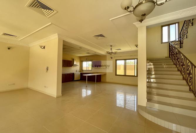 716654 - Property Image 2