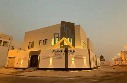 فيلا - 7 غرف نوم - 8 حمامات للبيع في مدينة حمد - المحافظة الشمالية