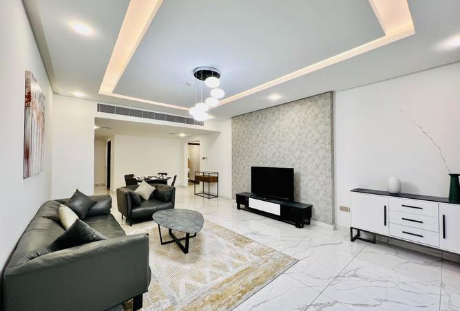 983826 - Property Image 2