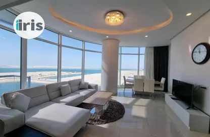 Apartment - 1 Bedroom - 2 Bathrooms for sale in Al Juffair - Capital Governorate