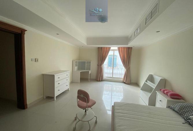 978015 - Property Image 2