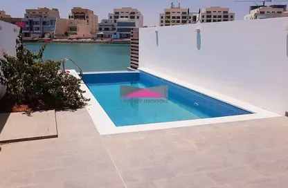 فيلا - 4 غرف نوم - 5 حمامات للايجار في اللاجون - أمواج - المحرق