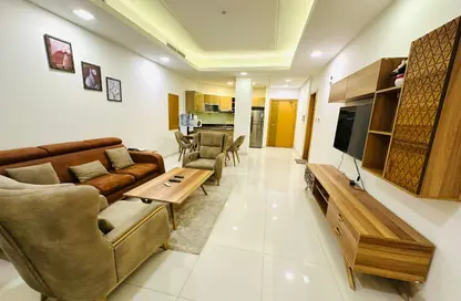 Apartment - 1 Bedroom - 2 Bathrooms for rent in Al Juffair - Capital Governorate