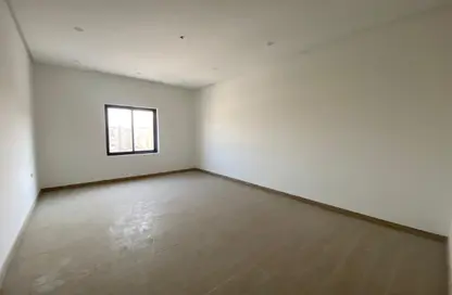 مكتب - استوديو - 2 حمامات للايجار في سار - المحافظة الشمالية