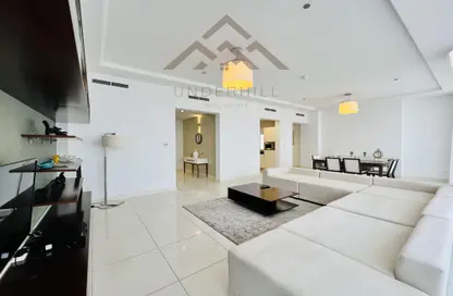Apartment - 3 Bedrooms - 3 Bathrooms for rent in Sanabis - Manama - Capital Governorate