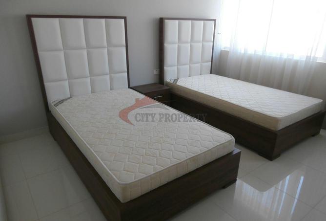 902393 - Property Image 2