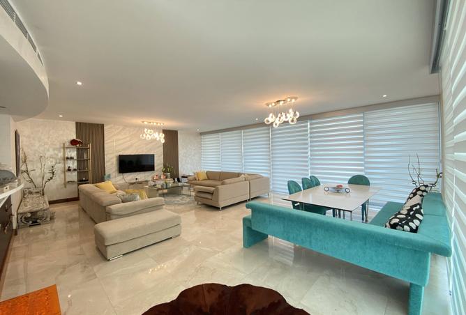 960090 - Property Image 2