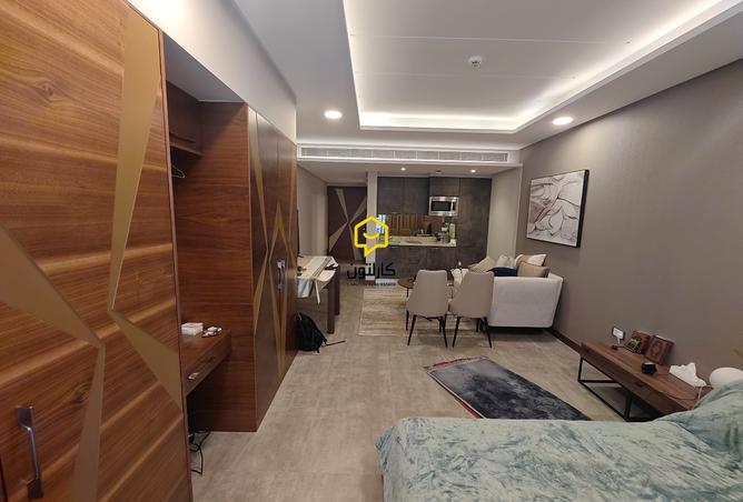 918588 - Property Image 2