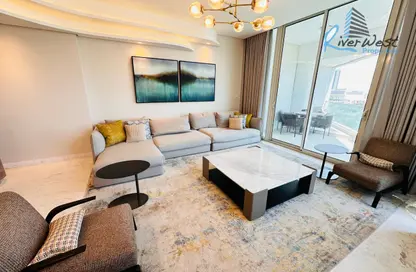 Apartment - 3 Bedrooms - 6 Bathrooms for rent in Bahrain Bay - Capital Governorate