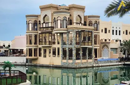 فيلا - 5 غرف نوم - 6 حمامات للبيع في أمواج - المحرق