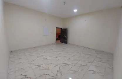 شقة - 3 غرف نوم - 2 حمامات للايجار في جرداب - المحافظة الوسطى