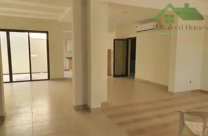 فيلا - 4 غرف نوم - 4 حمامات للايجار في ديار المحرق - المحرق