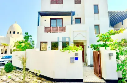 Villa - 4 Bedrooms - 6 Bathrooms for rent in Al Noor - Diyar Al Muharraq - Muharraq Governorate