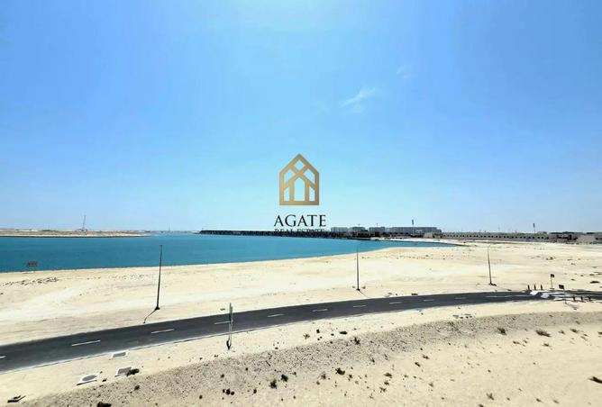 971162 - Property Image 3